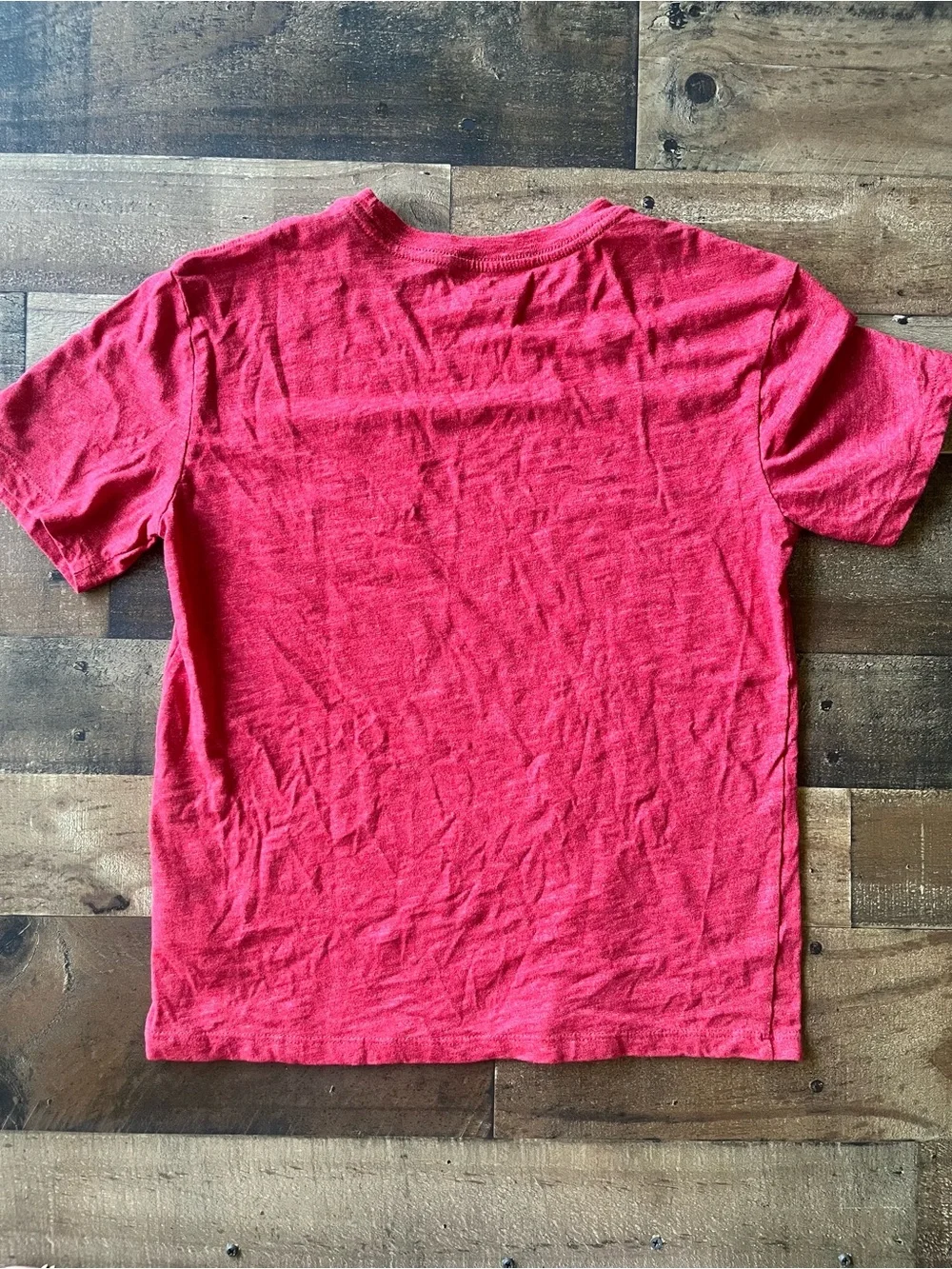 3/$15 ✨ Boy's Old Navy Heather Red Pocket Crew Neck T-Shirt | XL (14/16)